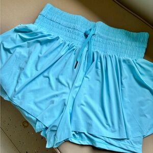 Brand New Flowy Turquoise Shorts Size Large